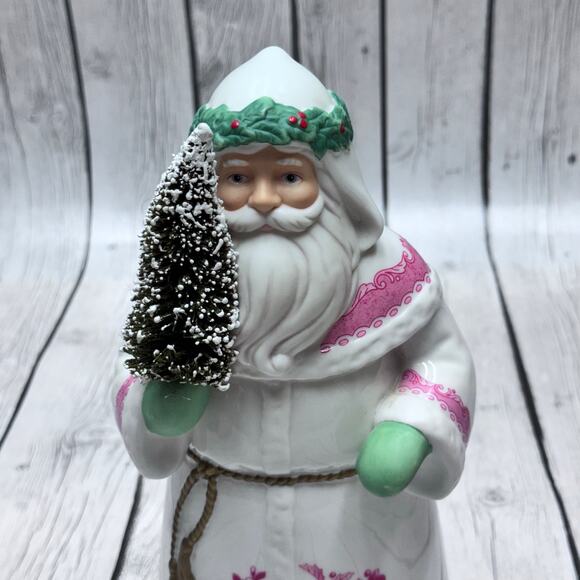 2013 Hallmark Keepsake Santas From Around The World "England" - Picture 2 of 4